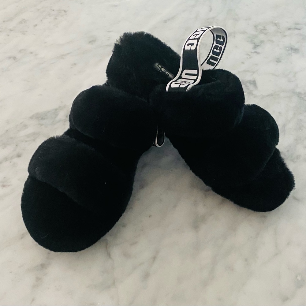 UGG Fluff Yeah Slide UGG Black Fluffy Slippers